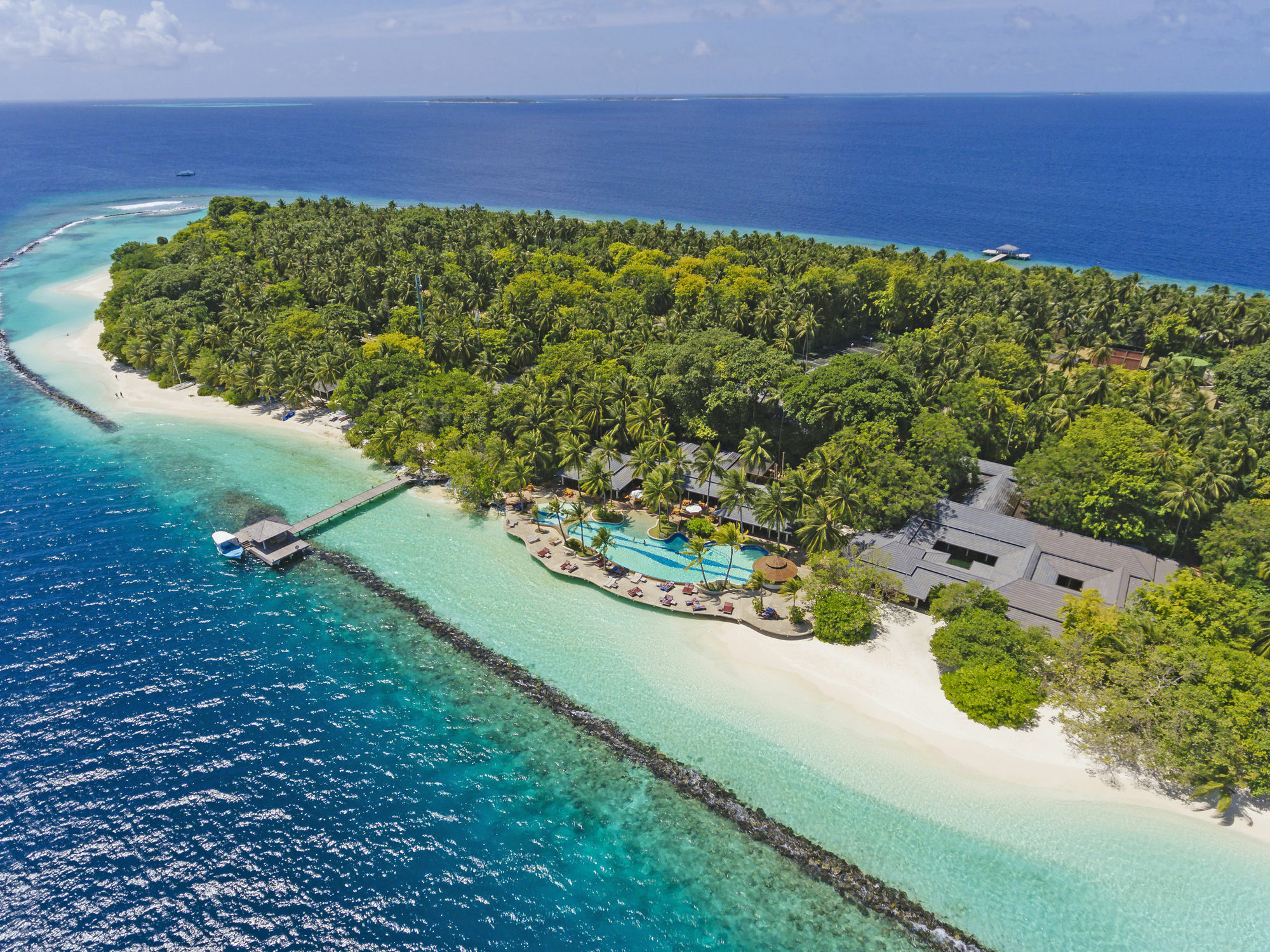 Royal Island Resort Maldives Dharavandhoo Zewnętrze zdjęcie The resort island of The Standard